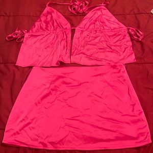 hot pink skirt and top- size medium from Fashion Nova